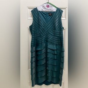 Adrianna Pepell 18W tiered shimmery elegant dress